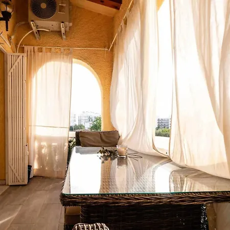 Maravilloso Duplex Con Vistas Al Mar Y Piscina Apartment